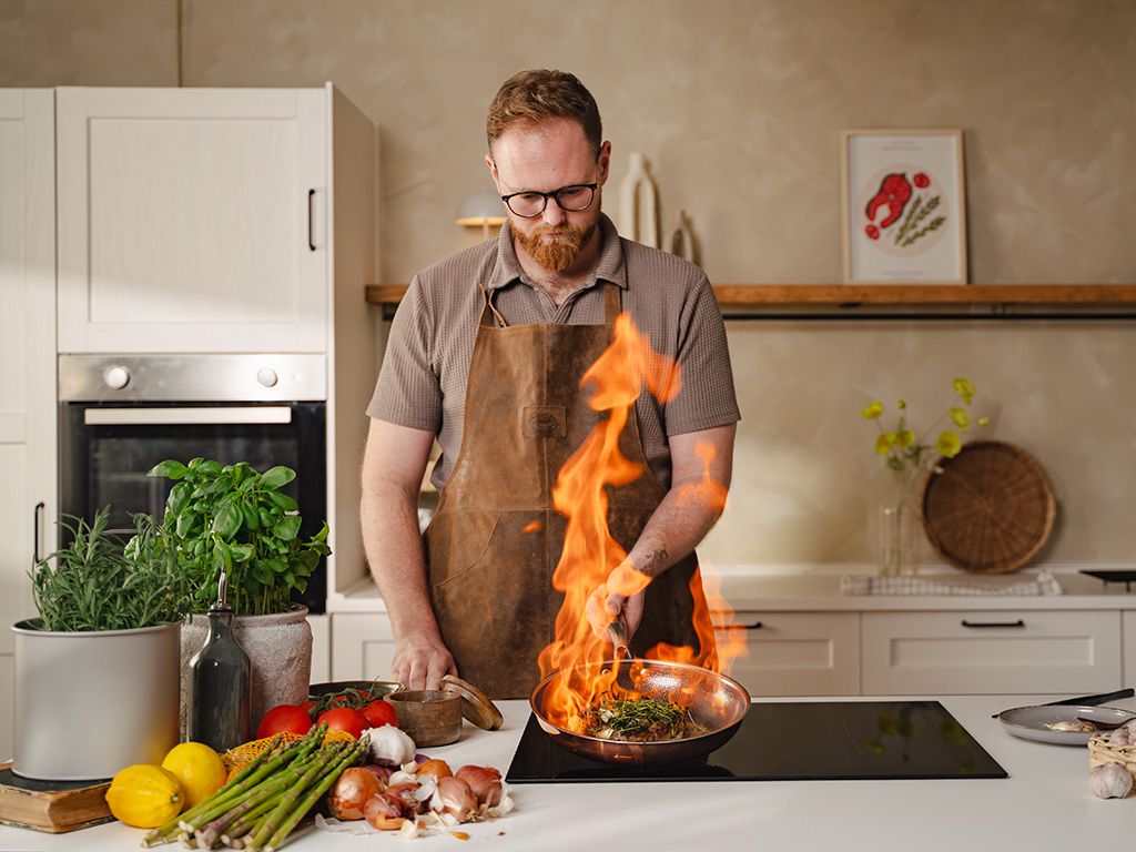 KUPARI HYBRID NON-STICK PAISTINPANNU+SAUTEPANNUSARJA - 2 OSAA - 4