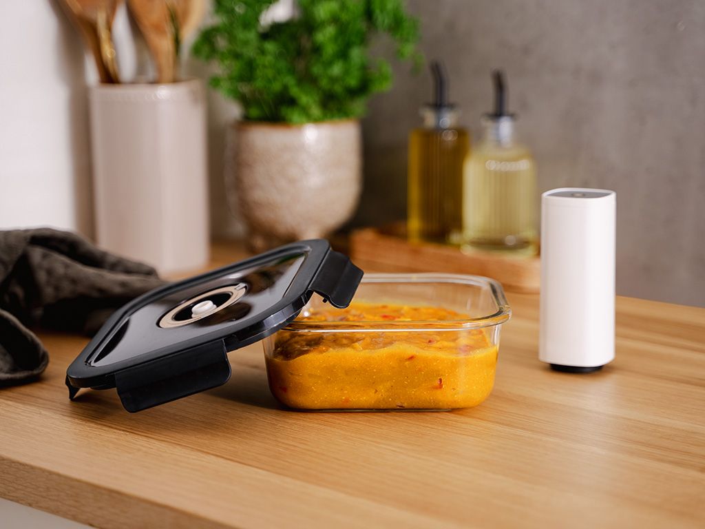 NELIÖN MUOTOINEN VAKUUMI LASISÄILIÖ – 800ML