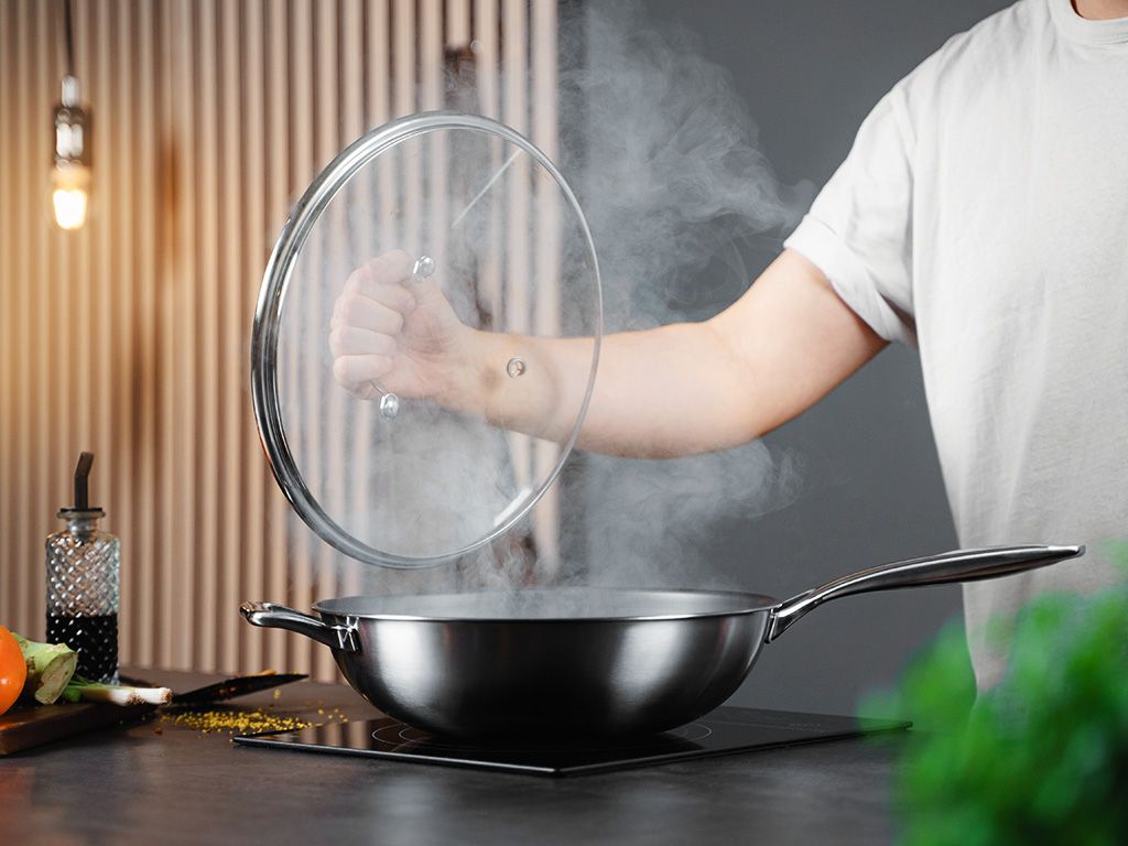 ZERO – LUONNOLLINEN TARTTUMATON WOK-PANNU 30 CM - 7