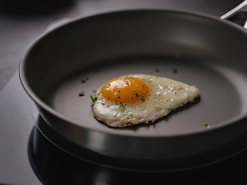 ZERO – LUONNOLLINEN NON-STICK KATTILA- JA PANNUSARJA - 6-OSAA
