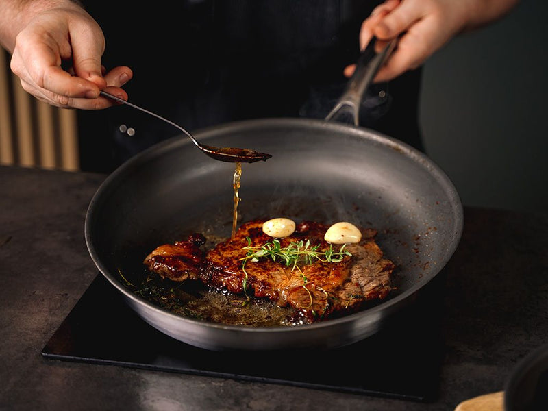 ZERO – LUONNOLLINEN NON-STICK KATTILA- JA PANNUSARJA - 5-OSAA
