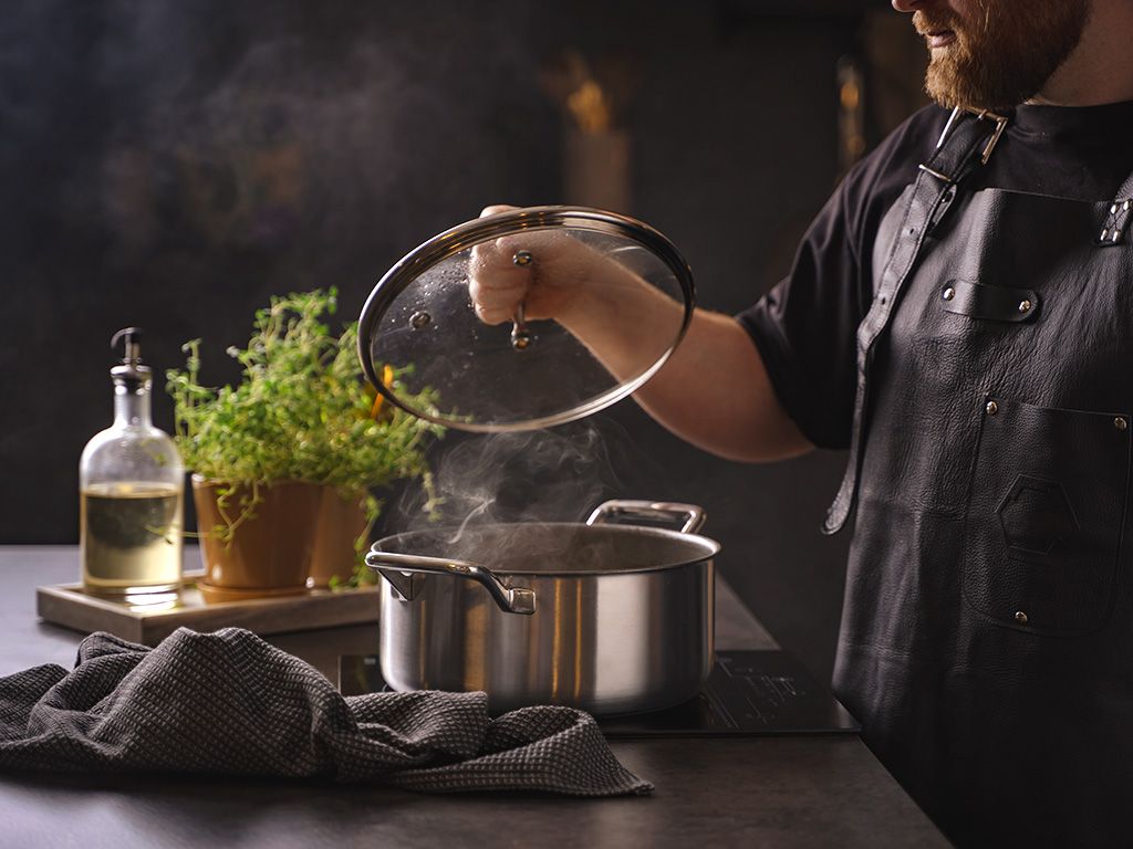 ZERO – LUONNOLLINEN NON-STICK KATTILA 24CM