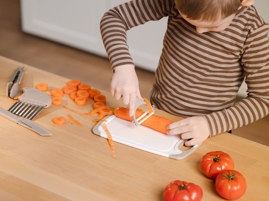 LITTLE HEROES KOKKAUSSETIN – 2-OS