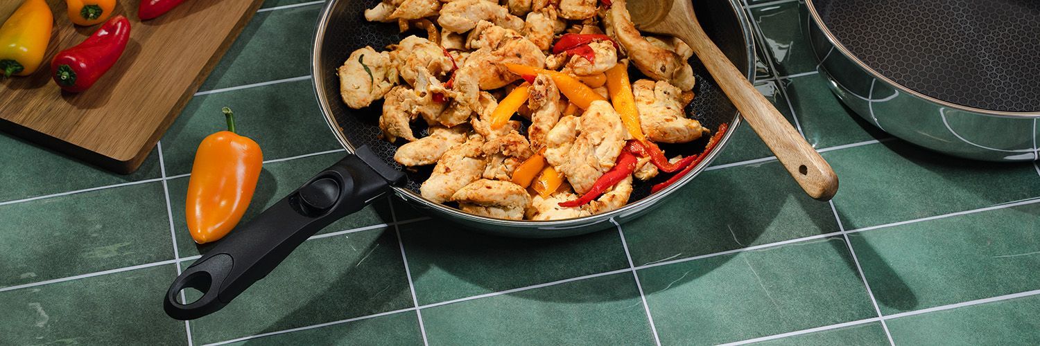 PAISTINPANNU IRROTETTAVALLA KAHVALLA 30CM SETTI