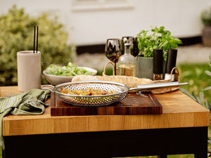 BBQ-GRILLIPANNU IRROTETTAVALLA KAHVALLA 28 CM