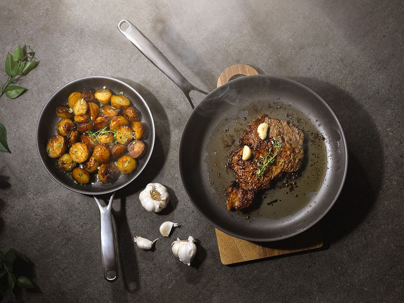 ZERO – LUONNOLLINEN NON-STICK KATTILA- JA PANNUSARJA - 6-OSAA