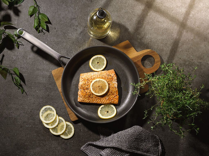 ZERO – LUONNOLLINEN NON-STICK SEKOITETTU KATTILA-/PANNUSARJA - 4-OSAA