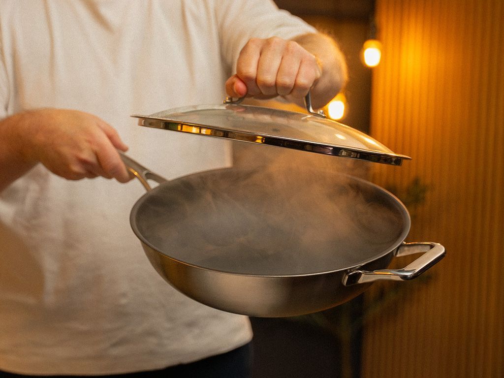 ZERO – LUONNOLLINEN TARTTUMATON WOK-PANNU 30 CM - 8