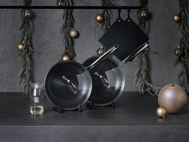 TÄYDELLINEN PANNU­SARJA 2-OSAA - 1