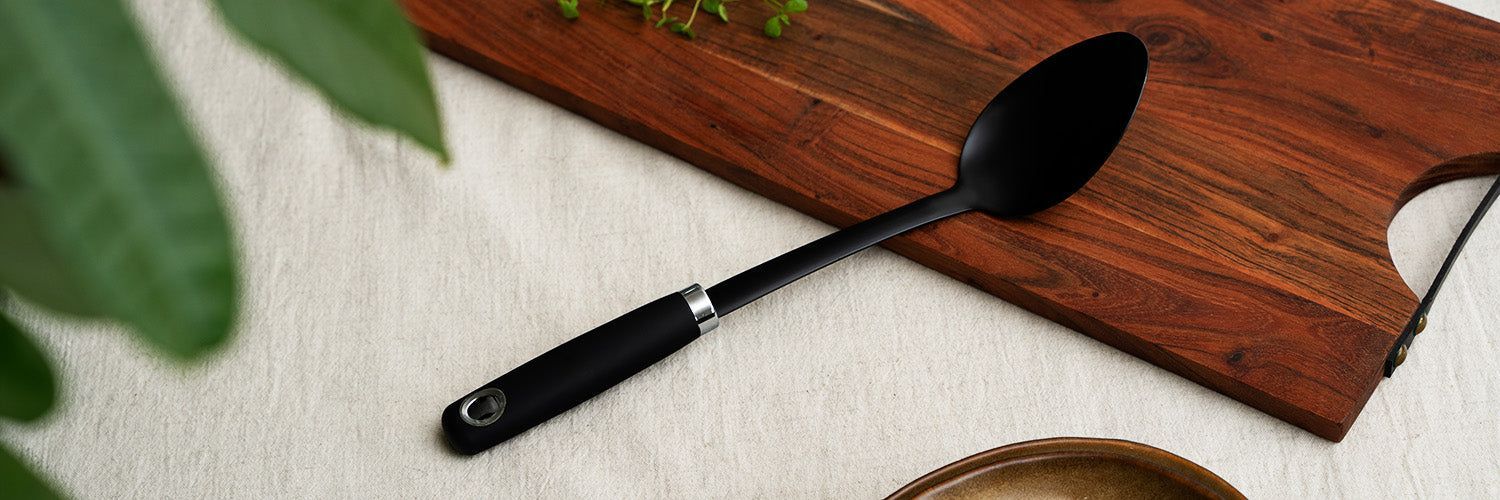 KIINTEÄ LUSIKKA - 7