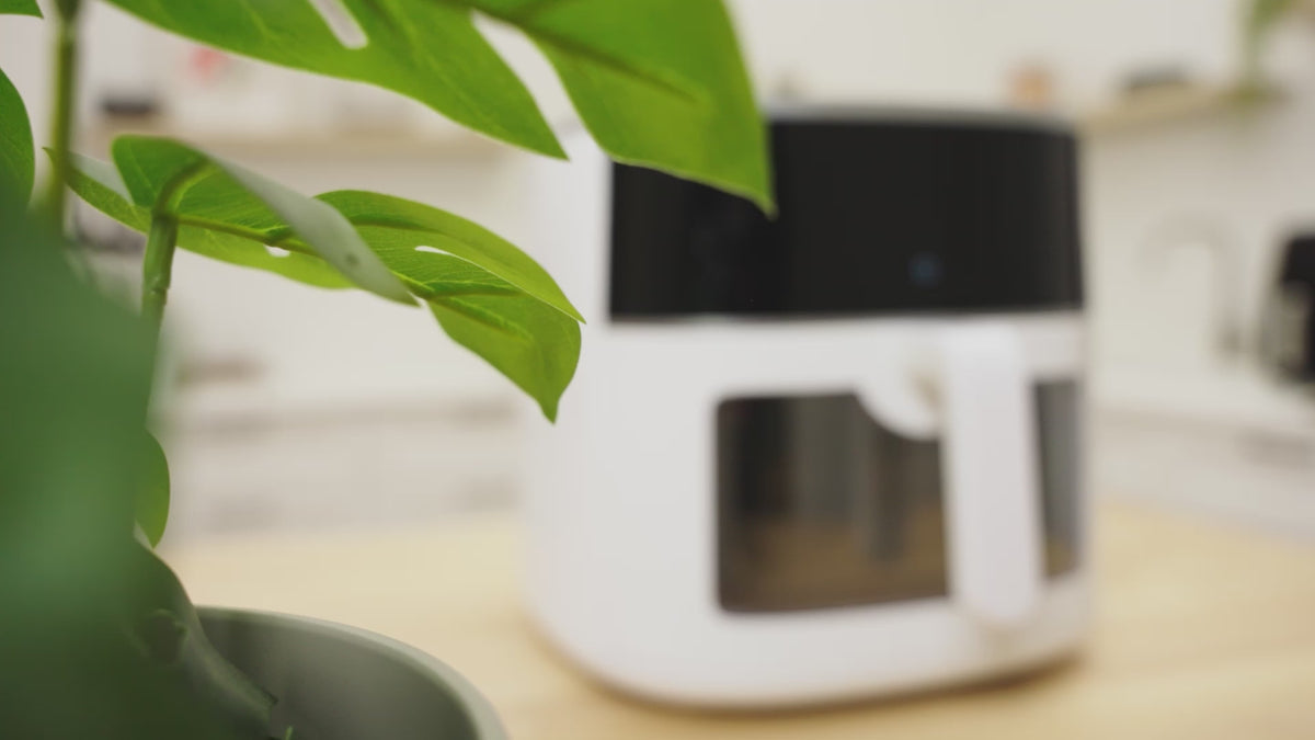 Lataa video: 
AIRFRYER – 8L