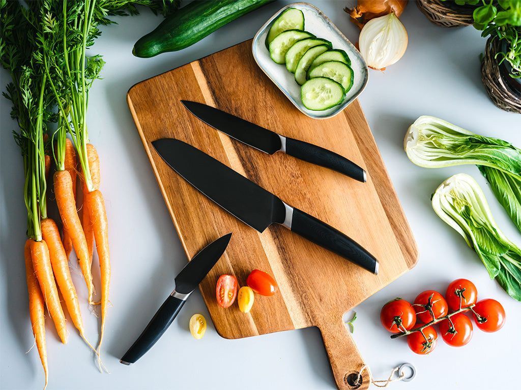 3-OSAINEN SANTOKU-YLEIS-YRTTI VEITSISETTI - 3